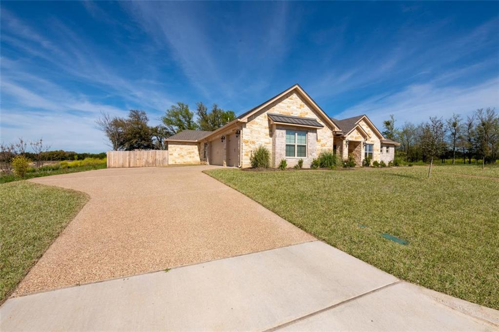 China Spring, Texas, 76633, United States, 5 Bedrooms Bedrooms, ,3 BathroomsBathrooms,Residential,For Sale,414001