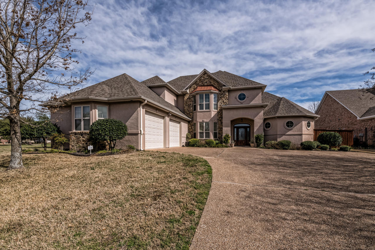 Waco, Texas, 76712, United States, 4 Bedrooms Bedrooms, ,4.5 BathroomsBathrooms,Residential,For Sale,416994